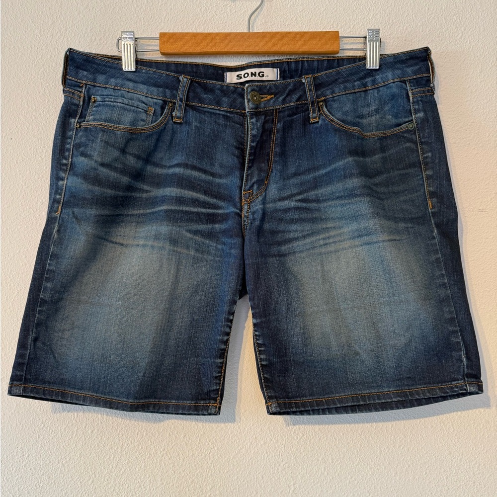 S.O.N.G. 13 juniors Macys 2010 y2k dark blue denim low mid rise shorts EUC